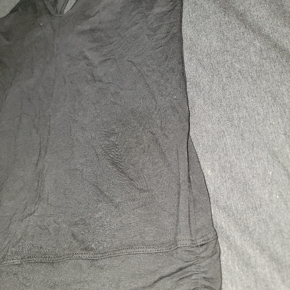 Gaiam Criss Cross Cinched Tank Top - XS - Black - Picture 3 of 4